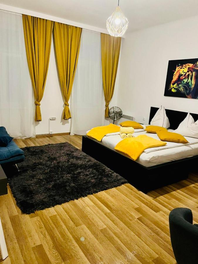 Holiday & Business Apartments 1150 Виена Екстериор снимка